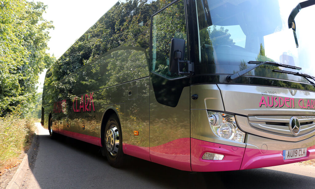 53 Seater Executive Saloon Coach